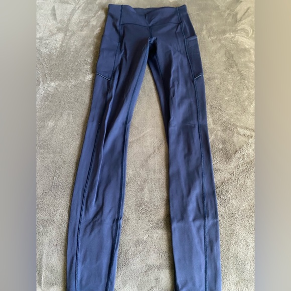 BARLEY USED lululemon fast and free leggings!! - Picture 1 of 3